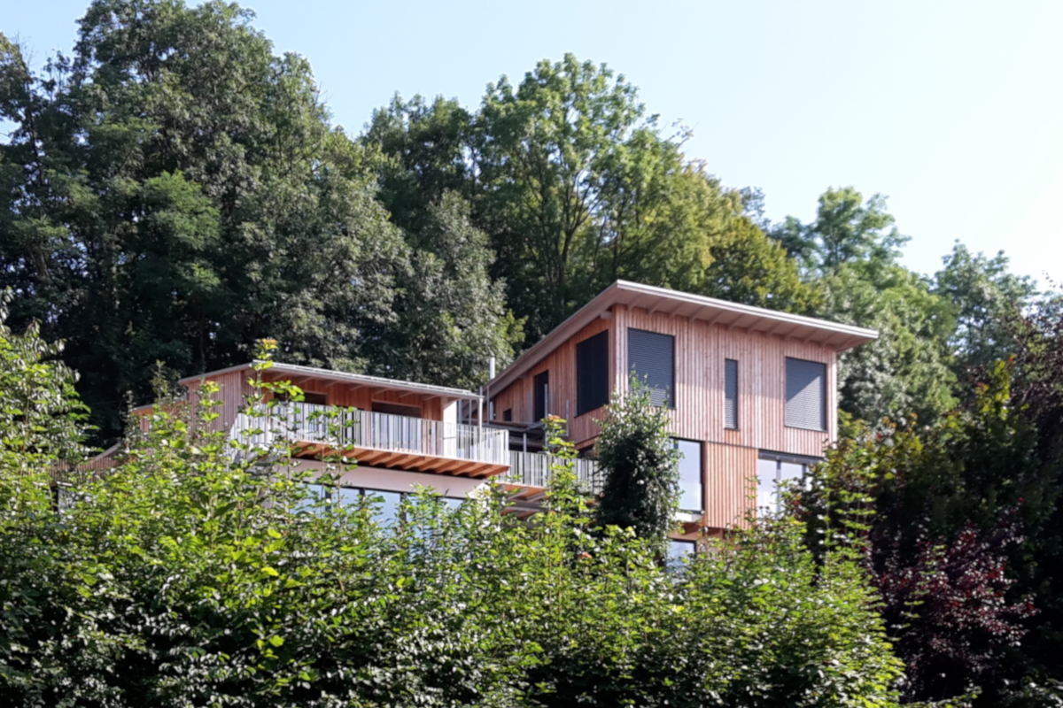 Holzhaus mit Weitblick