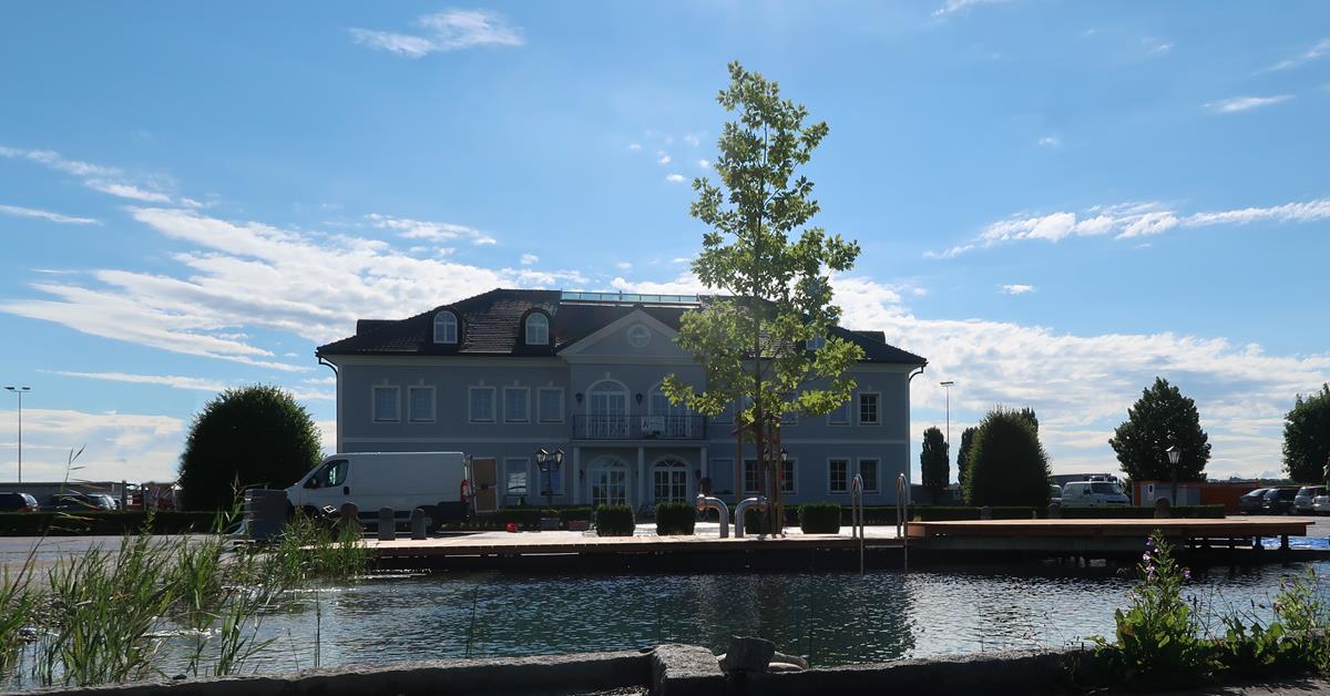 Schwimmteich und Löschteich